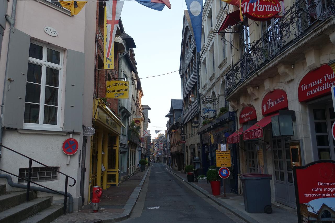 Armonui Honfleur Centre Historique Appartement Buitenkant foto