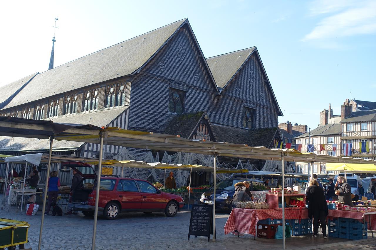 Armonui Honfleur Centre Historique Appartement Buitenkant foto