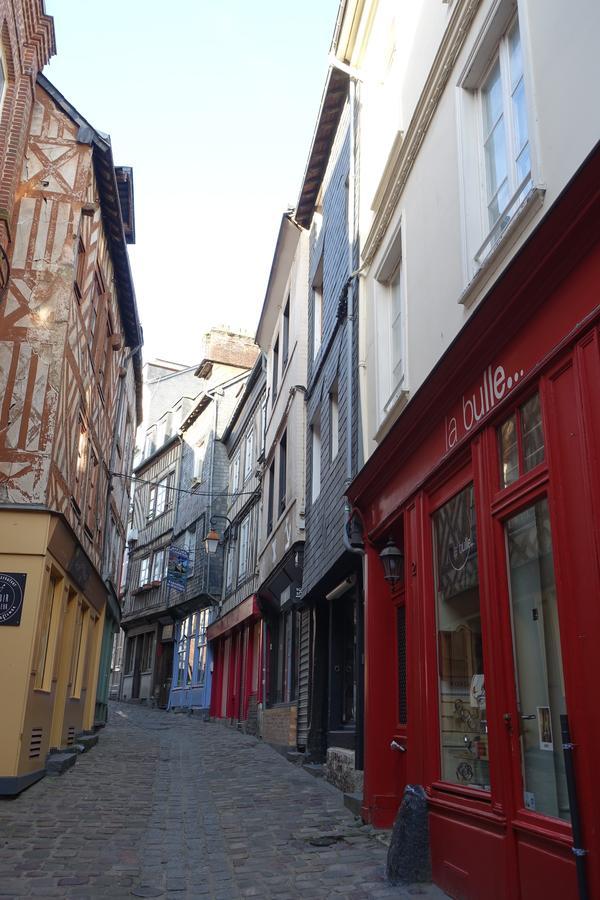 Armonui Honfleur Centre Historique Appartement Buitenkant foto